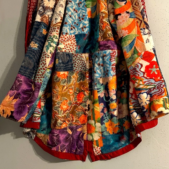 Johnny Was jacket with lots of printed designs. Detachable Hoddie NWOT - Picture 6 of 16